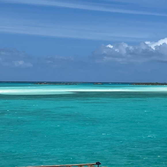 Meet your Posher, Jal - Picture 7 of 14